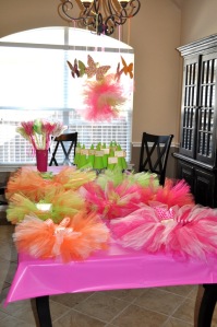 Tutus, wands, and gnome hats for all the kids!